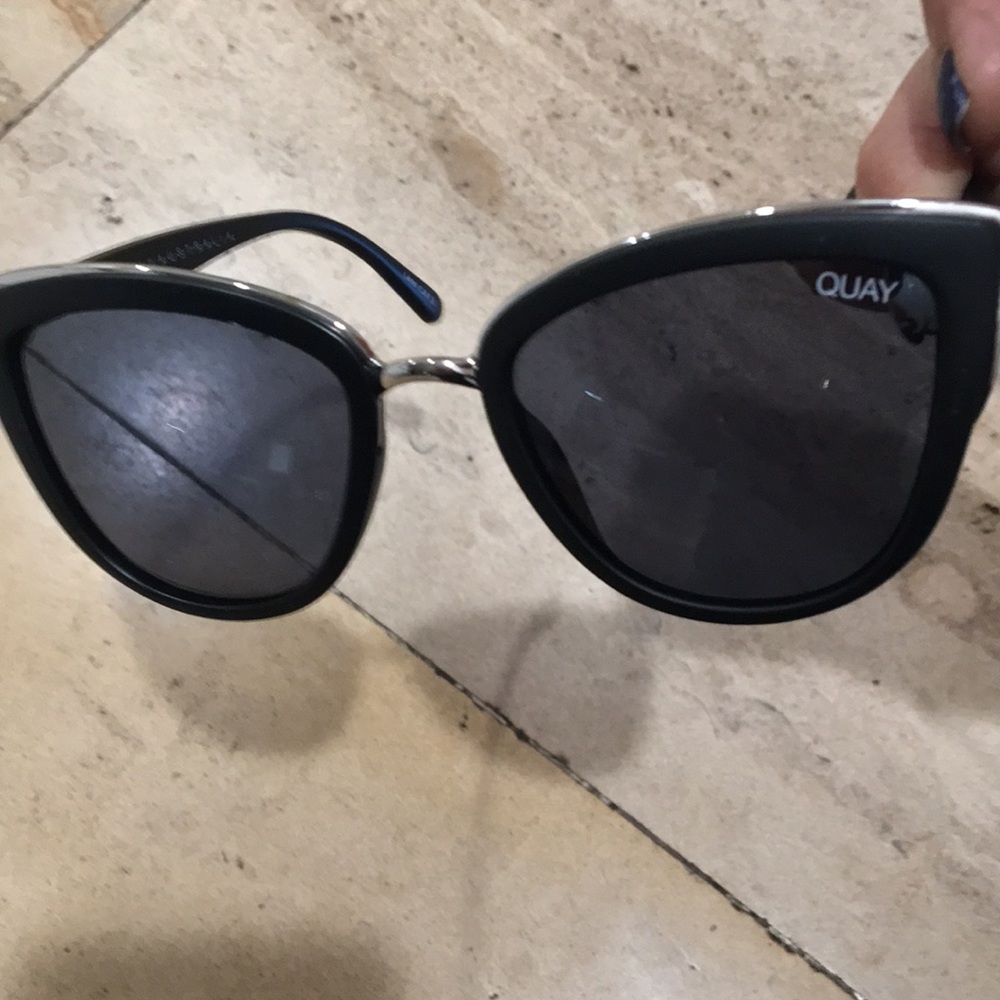 Quay Australia  brand cat eye style Sunglasses